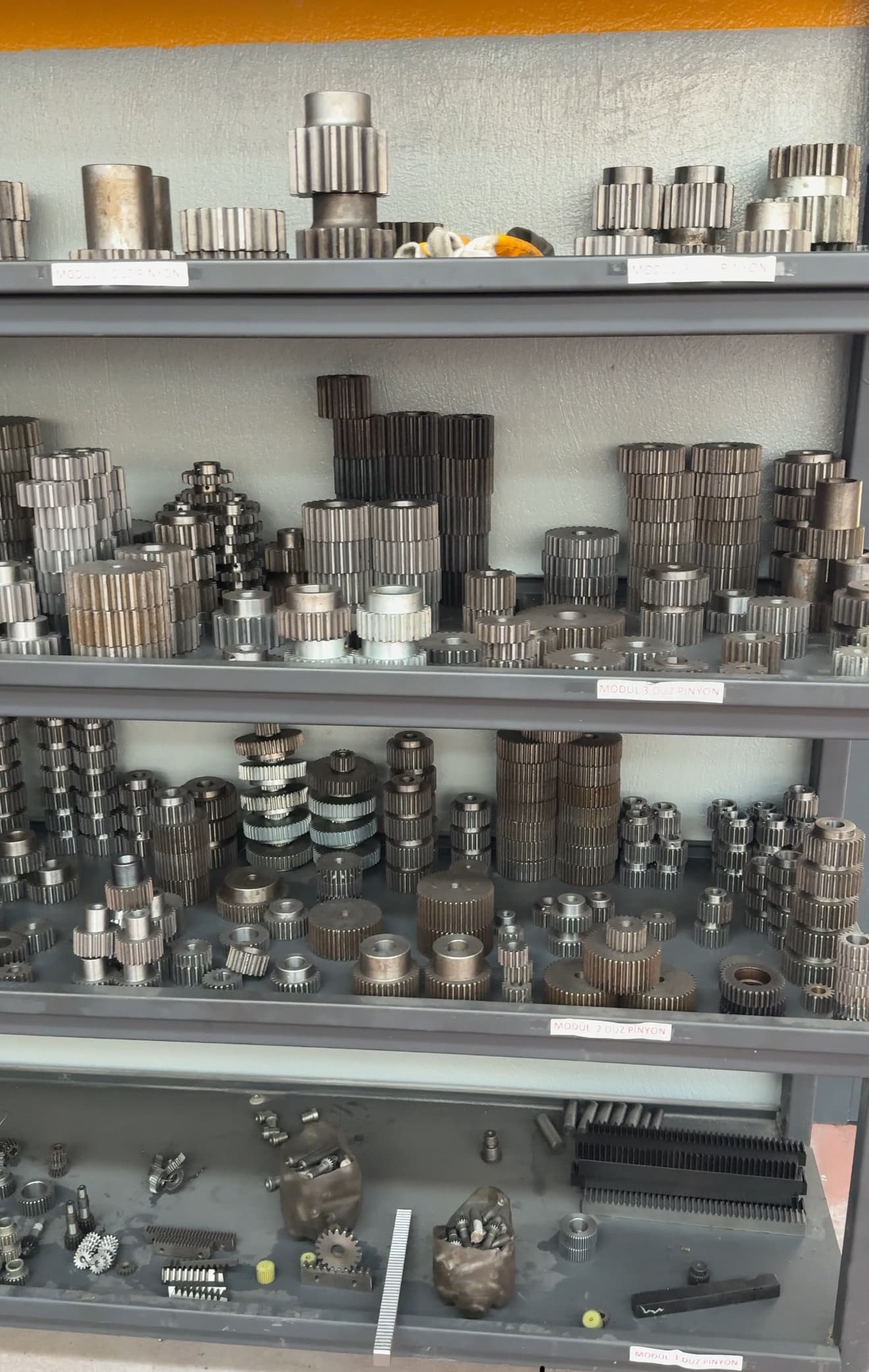 Pinyon Dişli Nedir?